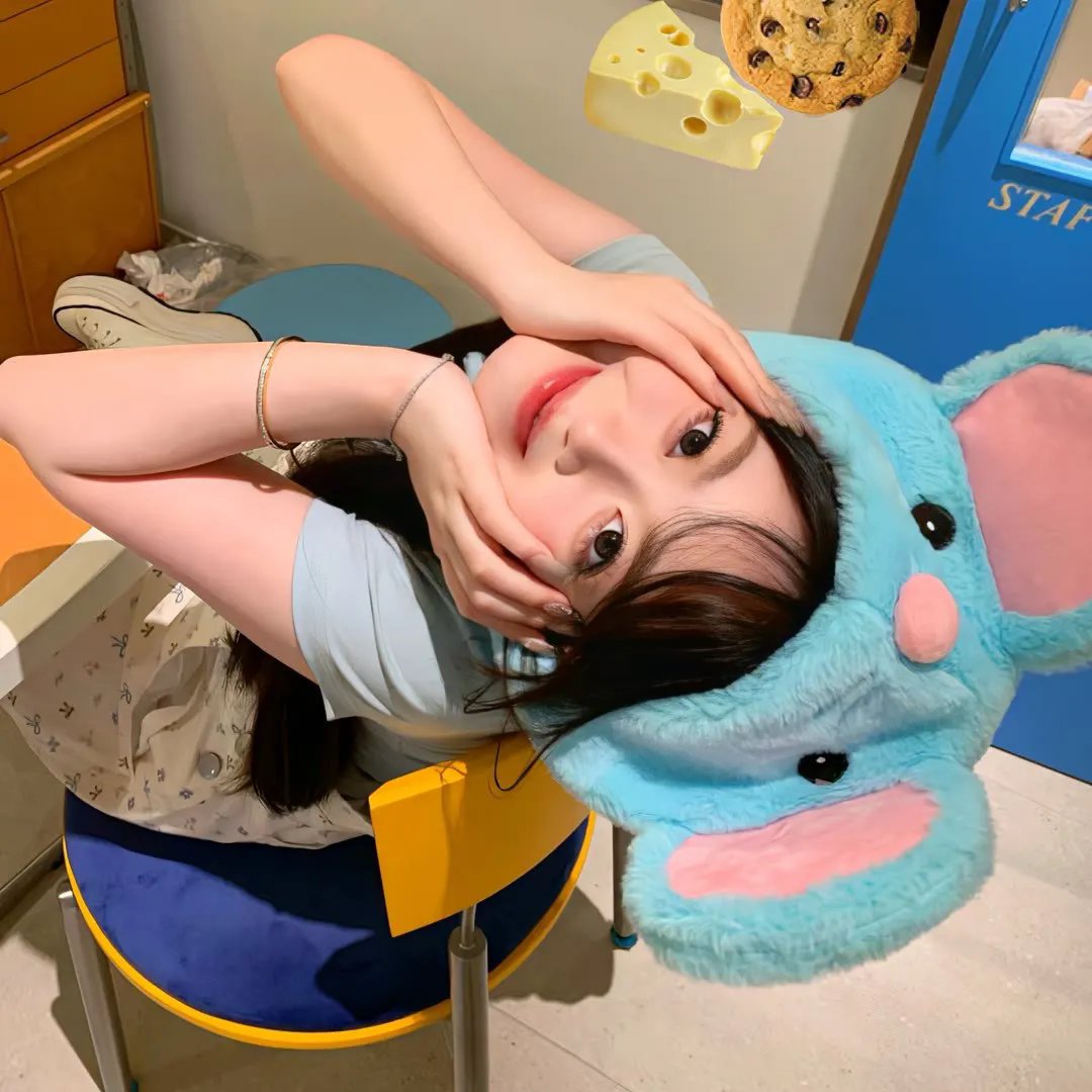 从今天起做龙傲天封面